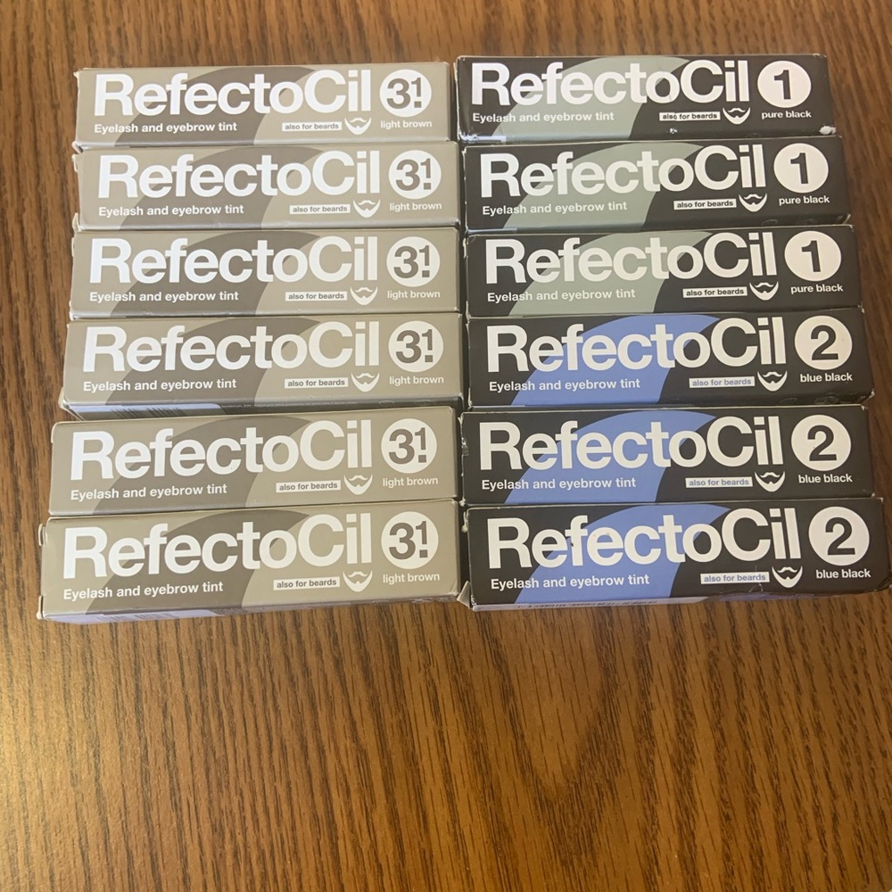 24pcs Refectocil Eyelash & Eyebrow Tint
(12 LightBrown +6 PureBlack +6 BlueBlack